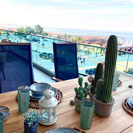 Apartamento Royal Sea View Design Promenada 3 Năvodari Exterior foto