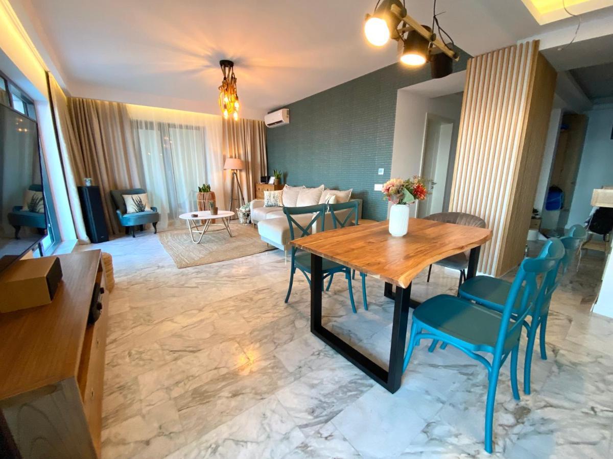 Apartamento Royal Sea View Design Promenada 3 Năvodari Exterior foto